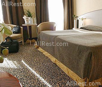 Aston Hotel 9